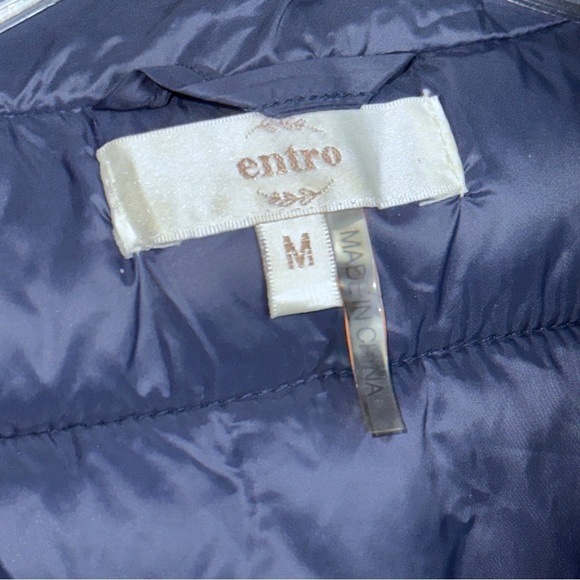 Entro Navy Hooded Puffer Vest Medium - Picture 13 of 15